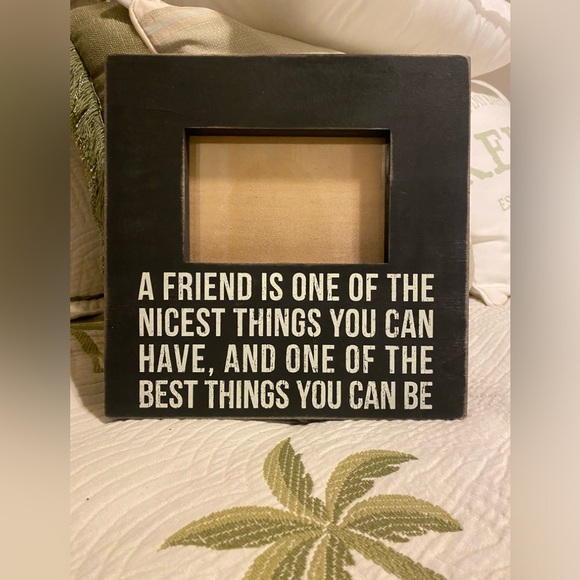 Photo Frame 4x6- “Friend” - In New Condition - Picture 2 of 3